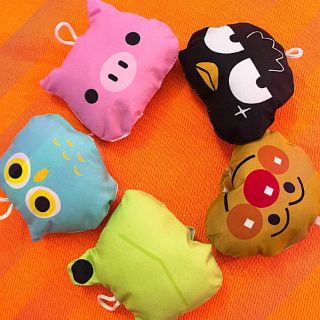 Móc treo balo độn gòn mềm mịn - CUTE