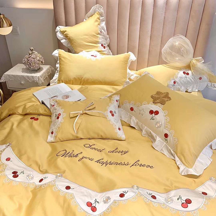 Bộ chăn ga gối , drap giường chất vải Lụa 60s họa tiết Cherry vàng