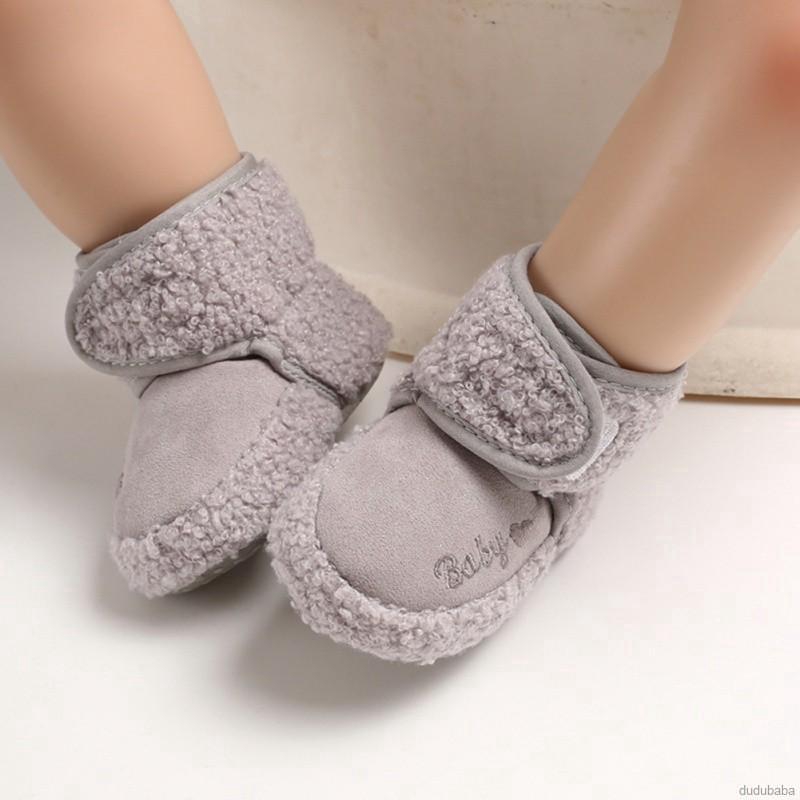 Giày boot đệm lông ấm áp kiểu dáng xinh xắn cho các bé