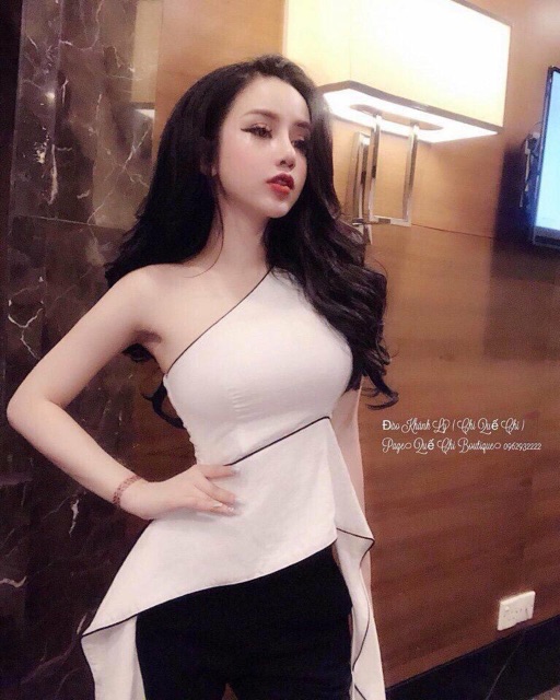 Set lệch vai quần ống loe