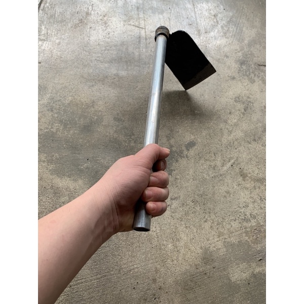 Cuốc nhỏ cán sắt làm vườn dài 40cm