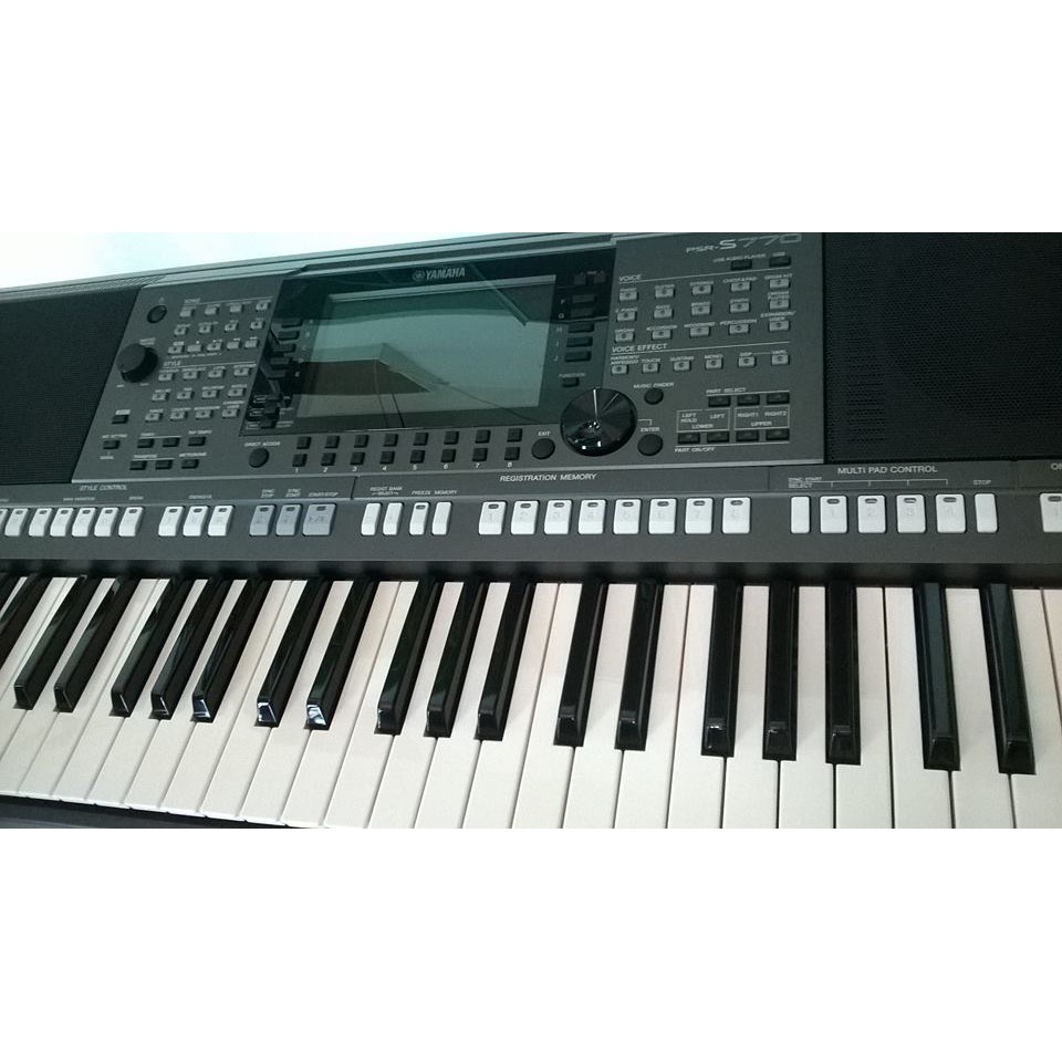 Đàn Organ Yamaha PSR-S775