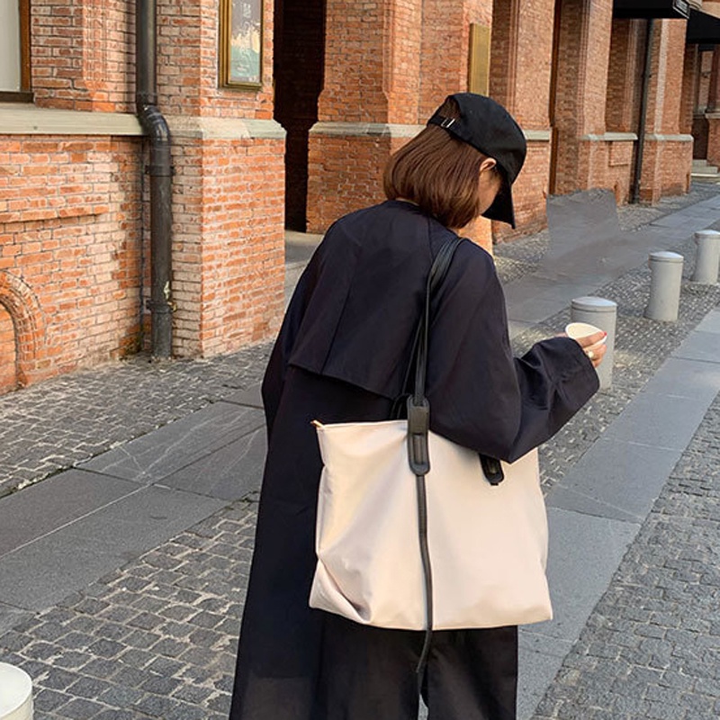 Túi tote Chất nylon Chống Thấm Nước Thiết Kế Đơn Giản Thời Trang Cho Nữ