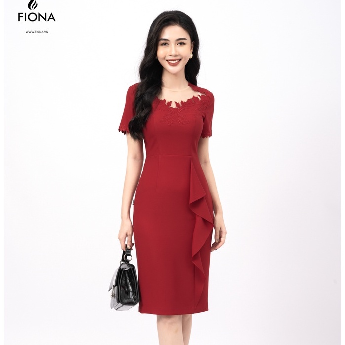 Đầm ôm thêu tay, ngực phối lưới, chân váy kẹp bèo rủ FIONA L451002