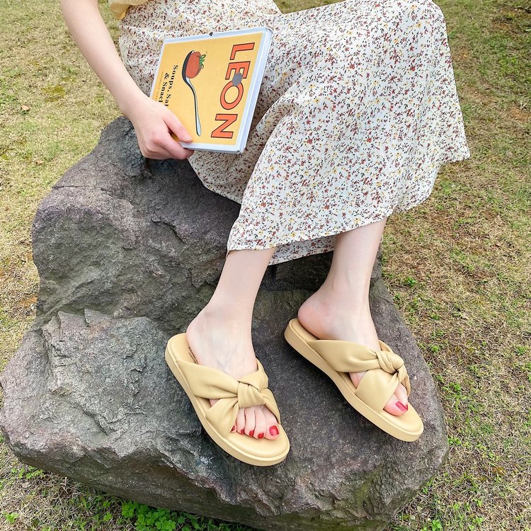 [ Mã 66CBSALE giảm 30K đơn 200K] Xăng đan Nữ Đế Bệt Mũi Tròn Quai Chéo Thời Trang | BigBuy360 - bigbuy360.vn