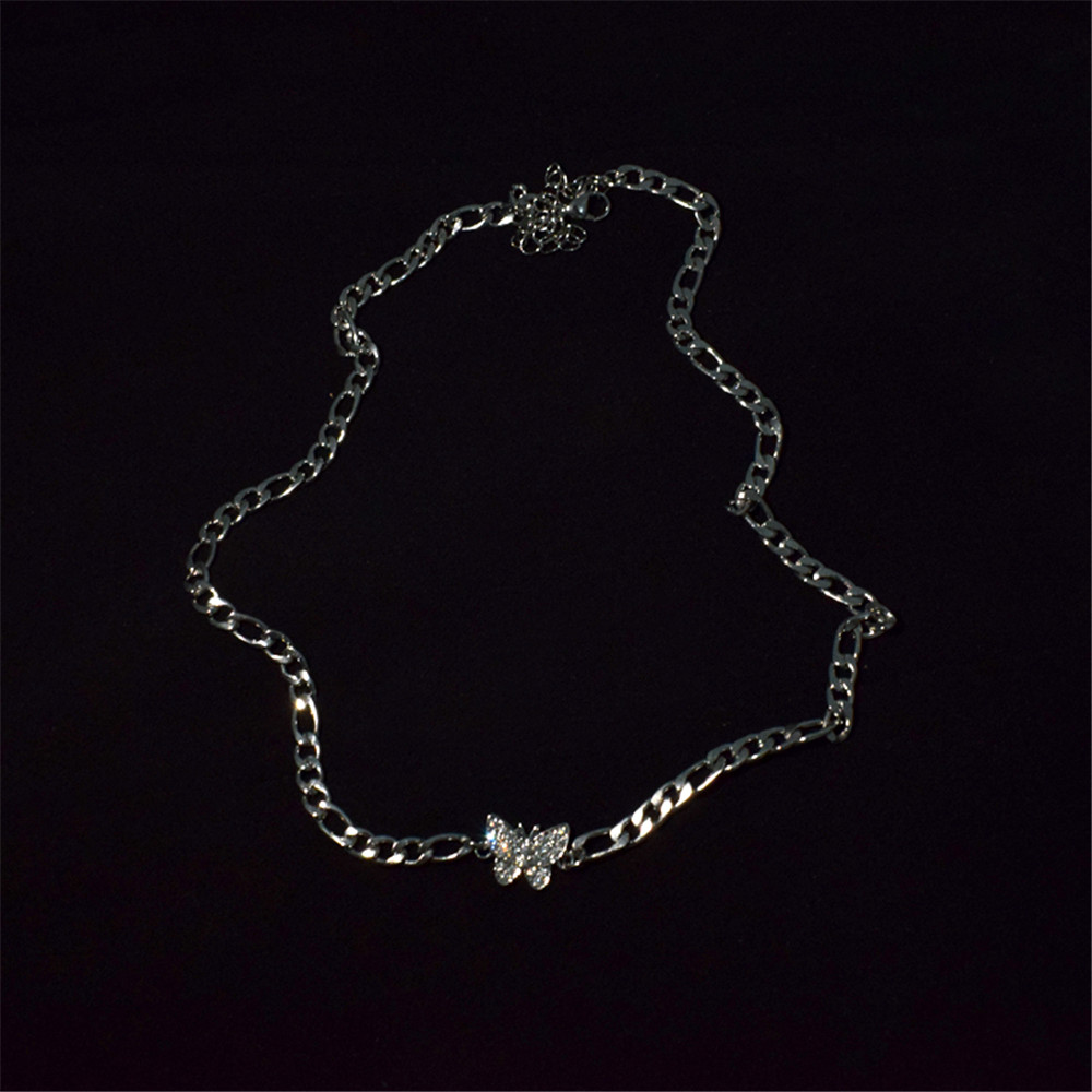 Dây Chuyền Hợp Kim Mặt Hình Bướm Xinh Xắn Thời Trang Cho Nữ