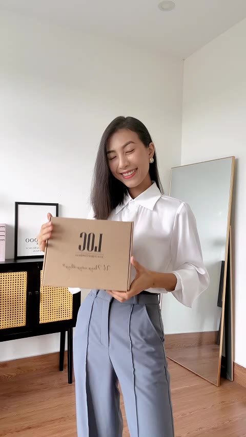 Áo ngực không gọng ren mút liền kháng khuẩn cúp tháp Premium LOC | BigBuy360 - bigbuy360.vn