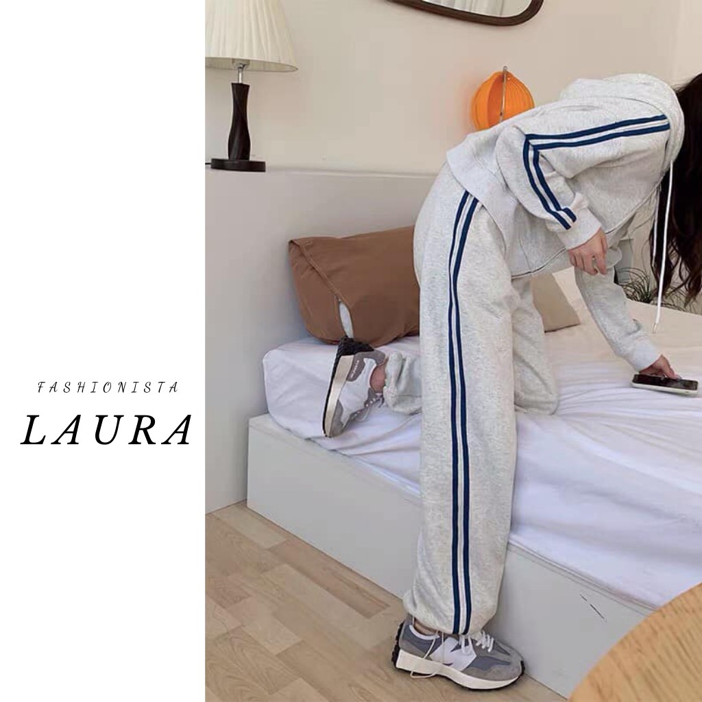Set áo khoác nỉ dài tay 3 sọc kèm quần dài bo ống Laura Boutique - Set áo khoác quần thụng kẻ sọc xám năng động | BigBuy360 - bigbuy360.vn