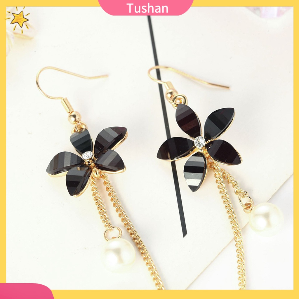 Bông tai hoa gắn ngọc trai giả sang trọng