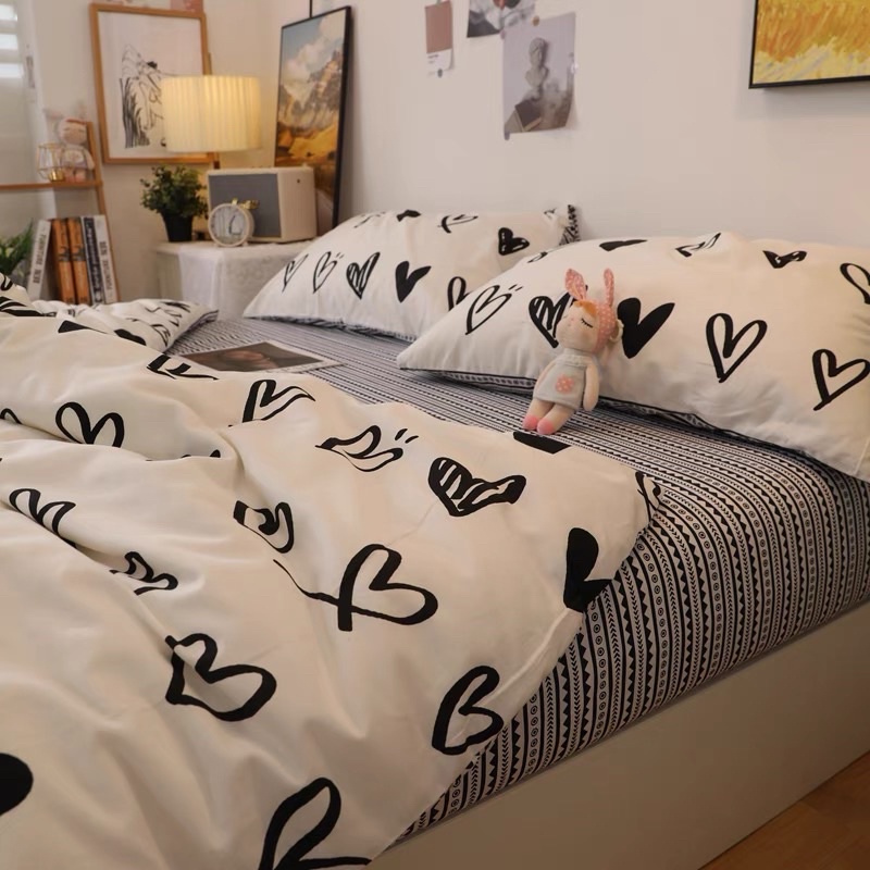 Shinbedding_ Set Bộ Vỏ Chăn Ga Gối Cotton Living Tim Ghi Đen Mềm Mát