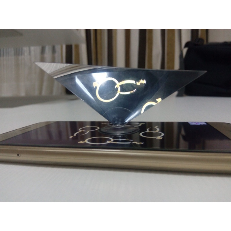 Máy chiếu 3D hologram cho điện thoại di động độc đáo