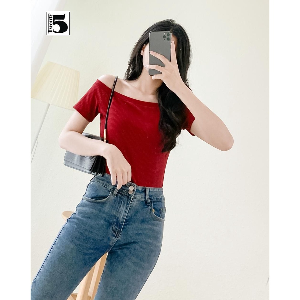 Áo thun trễ vai nữ tay ngắn dáng ôm vải cotton gân co dãn Twentyfive NN414