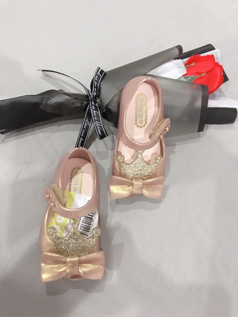 Giầy nhựa thơm mini DD | BigBuy360 - bigbuy360.vn