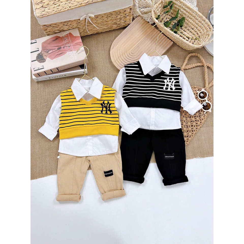 Sét áo ghi lê kẻ áo sơ mi và quần kaki mềm cho bé