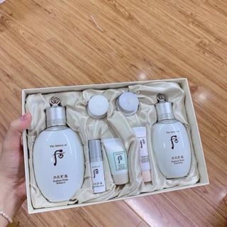 SÉT NƯỚC HOA HỒNG, SỮA DƯỠNG WHOO TRẮNG SỈ