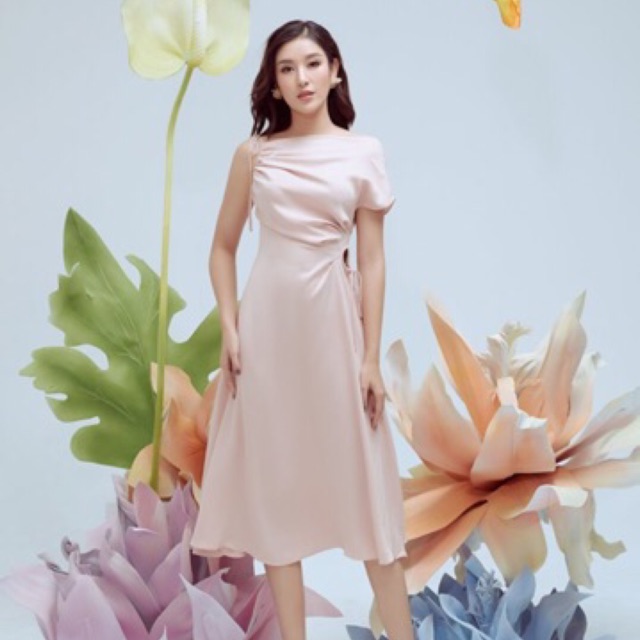 Thanh ly váy elise  size s
