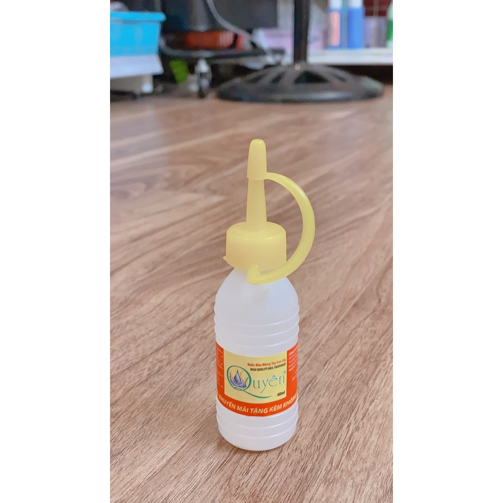 Nước rửa móng tay mini Aceton Quyên 40ml