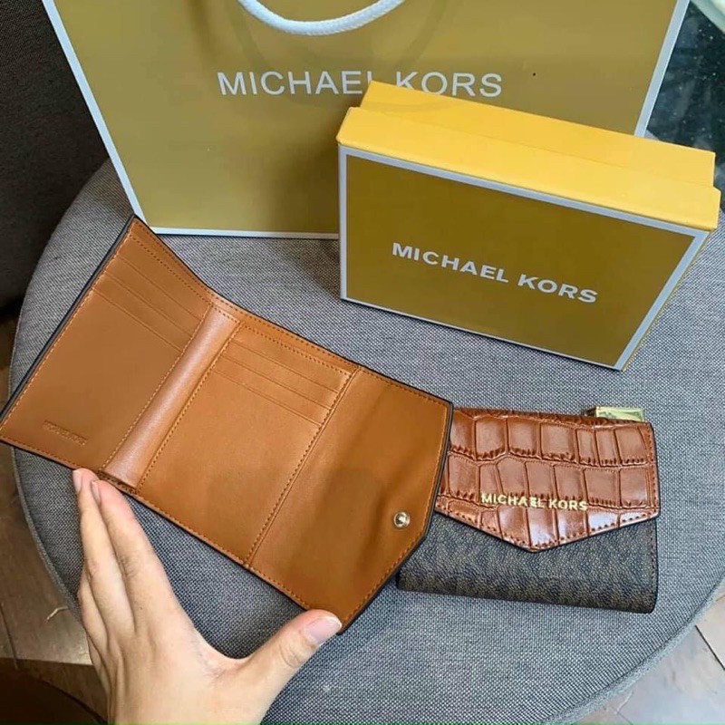 VÍ MICHAEL KORS MINI GẬP