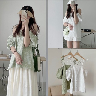 Áo trễ vai hoa nổi thắt nơ vai cực xinh