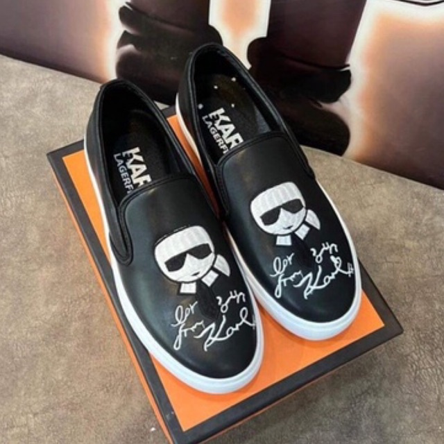 Giày lười Slipon Fendi thêu logo hình bản đẹp mới hot trend 2022