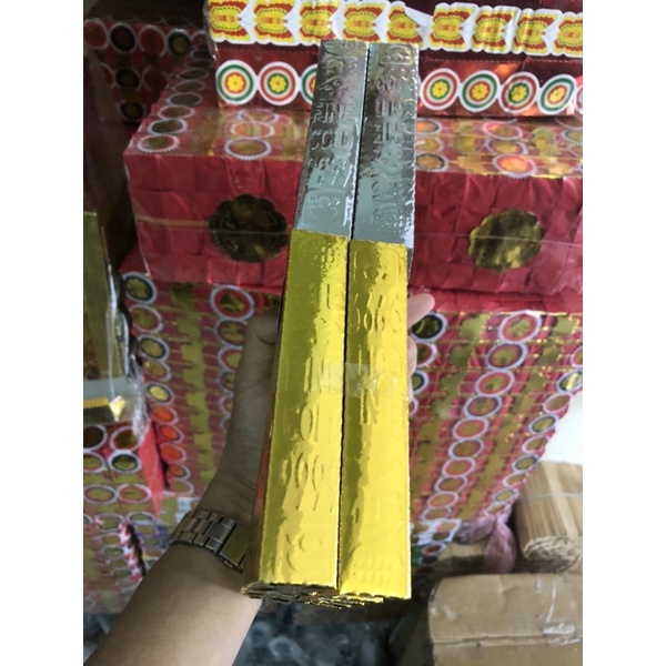 Thỏi Vàng Và Thỏi Bạc 9999 bằng giấy vàng mã.