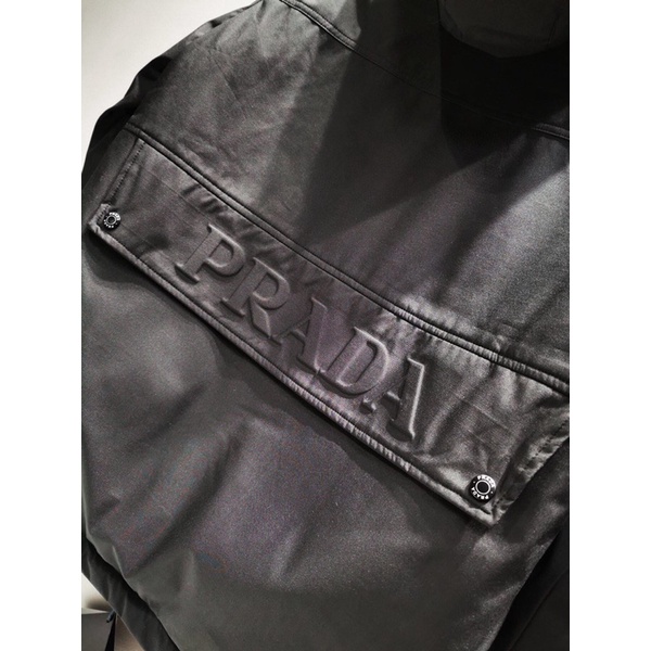 Áo khoác nam thiết kế mới trẻ trung phong cách thương hiệu thời trang Prada 2021 cao cấp