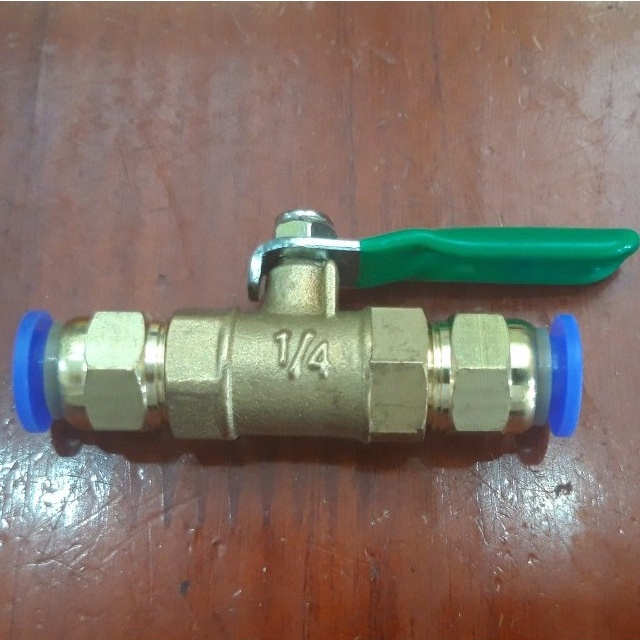 Van khóa đồng 8mm (tay gạt xanh)