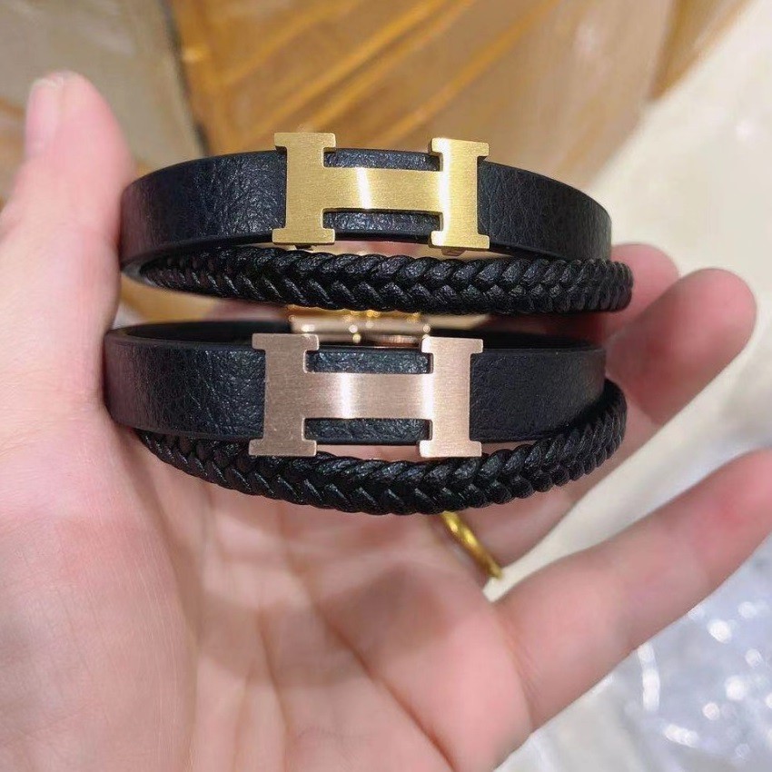 Vòng Tay Nam Dây Da Chữ H Thép Titan Ko Han Rỉ TT 3729