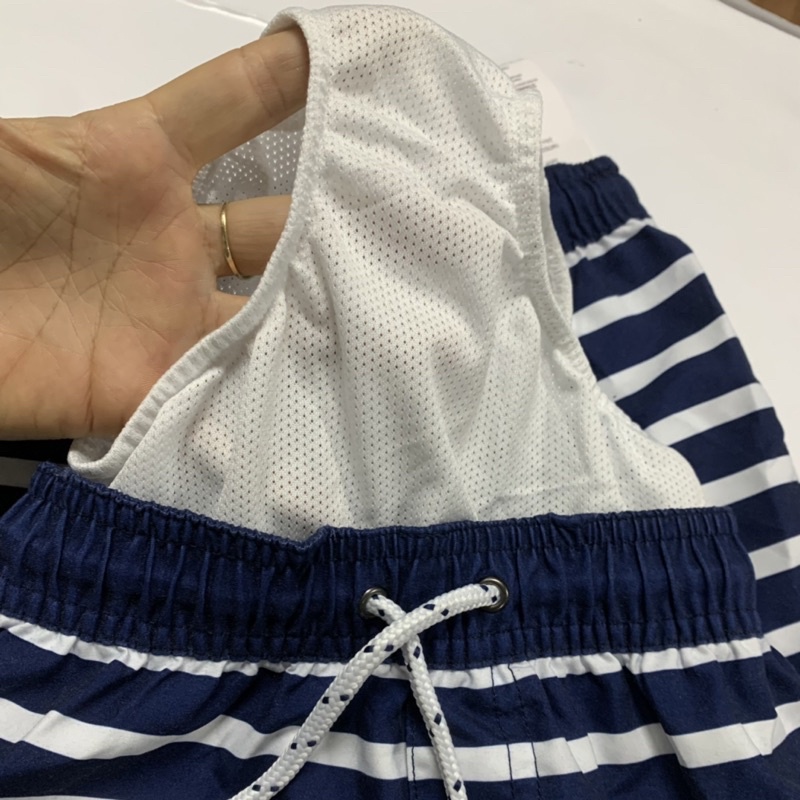 Đồ bơi CHIPBONG hàng dư quần bơi bé trai duy nhất màu kẻ ngang form thường size 12m - 6y phong cách thể thao
