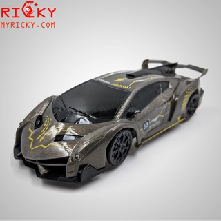 Xe leo tường - Leo tường đứng 180 độ