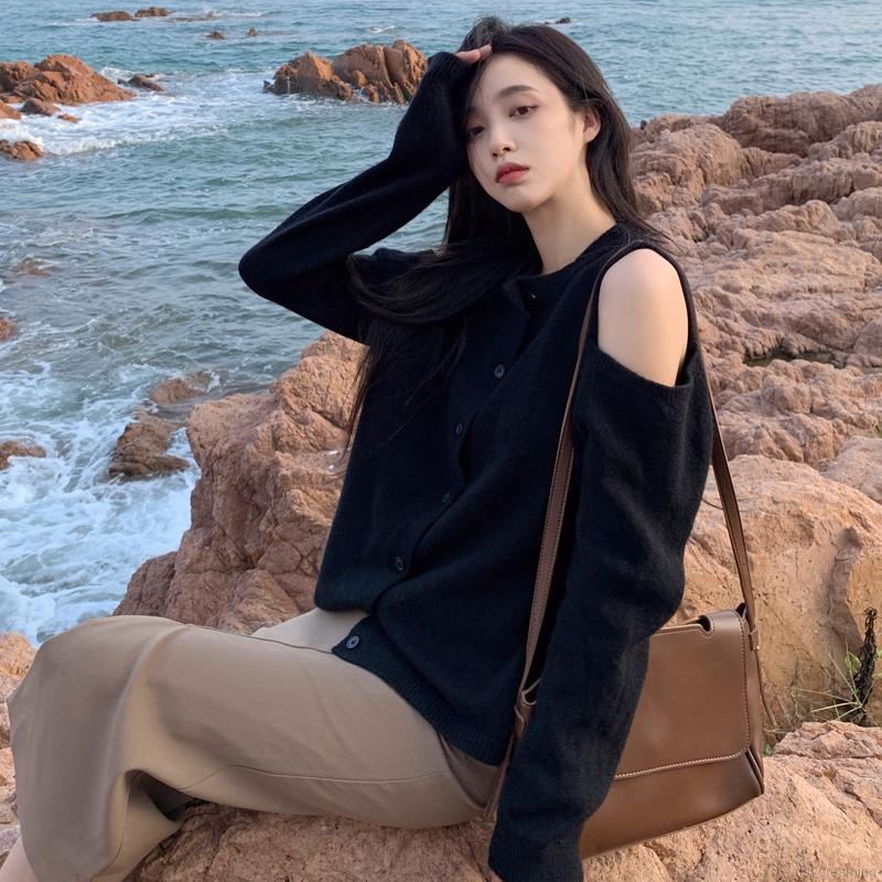 Áo cardigan dệt kim tay dài dáng rộng cổ tròn hở vai cài nút thời trang dành cho nữ