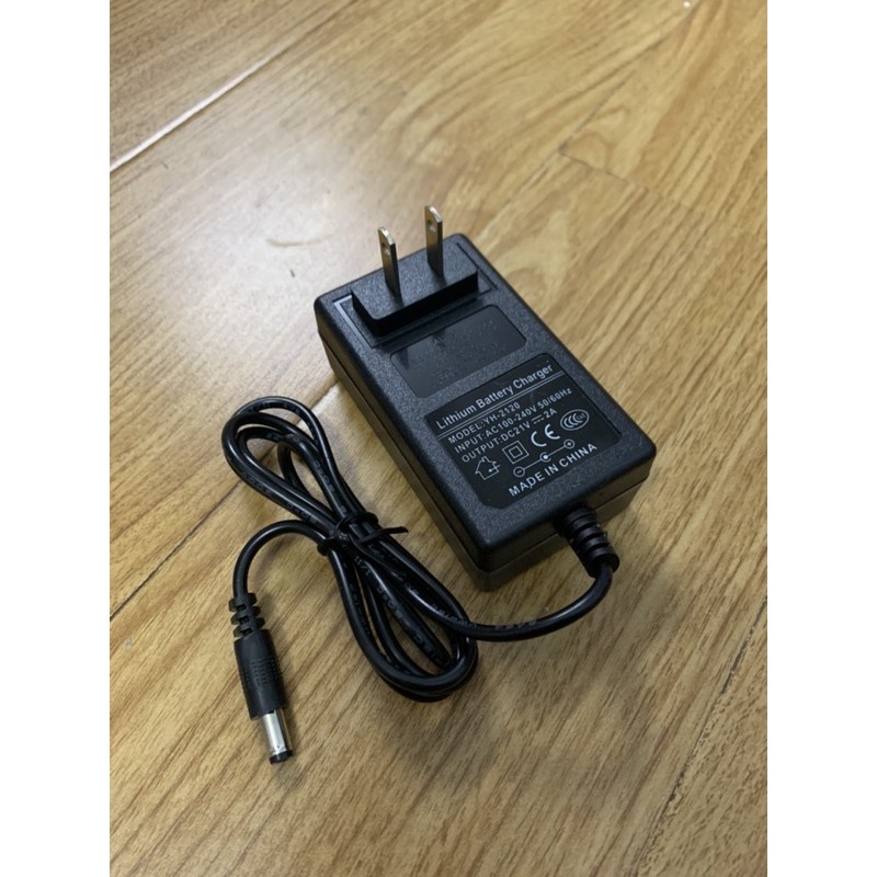 Sạc Pin Lithium 5s 21V 2A Báo Sạc