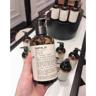Sữa tắm le labo hương hoa santal 33
