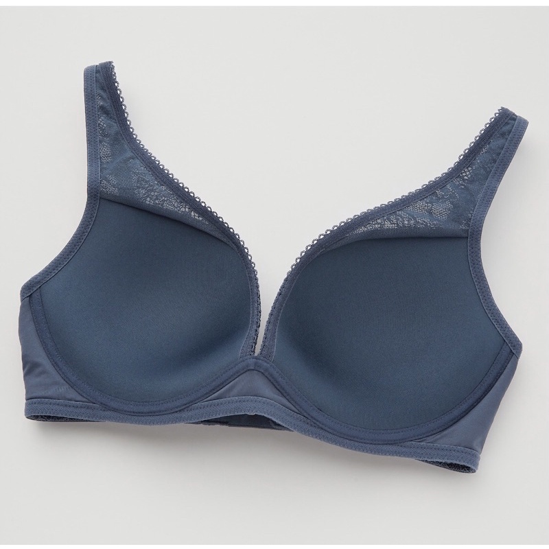 UNIQLO - Áo bra ko gọng nâng định hình ngực ( mẫu mới )