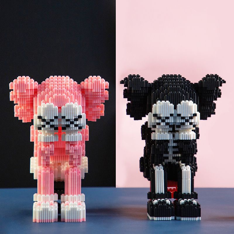 Bộ Đồ Chơi Lắp Ráp LEGO Hình Chú Gấu Bạo Lực Độc Đáo Thú Vị