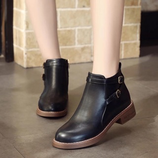 Boot da bóng Quảng Châu :3