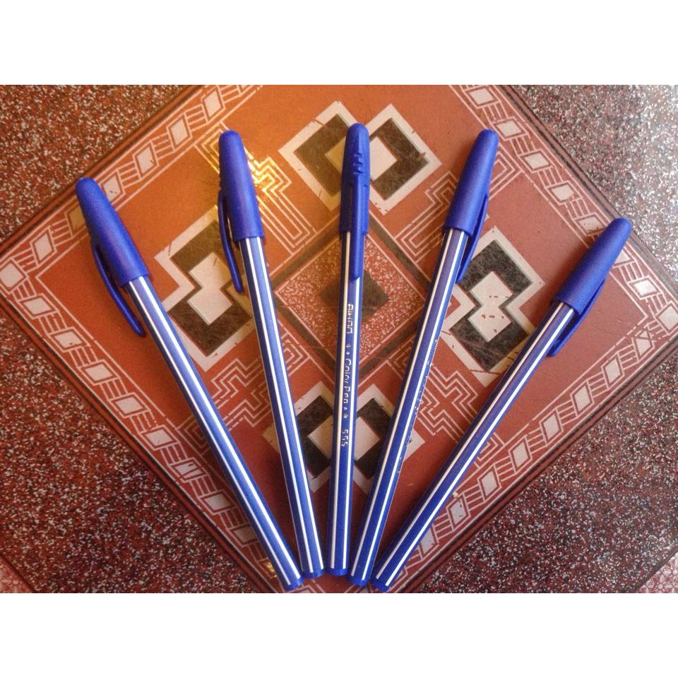 50 chiếc bút bi kẻ sọc RD555 (1 hộp)