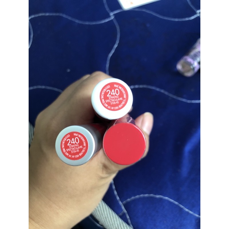 Son Sáp Revlon Colorburst Matte Lip Balm Striking tone 240.Màu đỏ cam