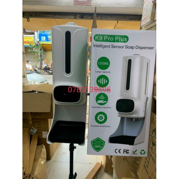 Máy khử khuẩn đo thân nhiệt tự động cảm ứng k9 pro (tặng chân đế)