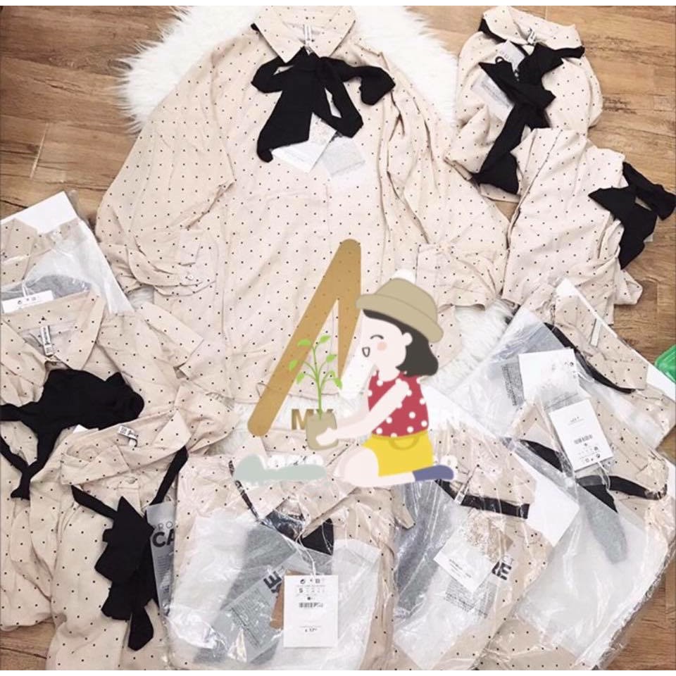ÁO CHẤM BI Stradivarius SĂN SALE Size M.