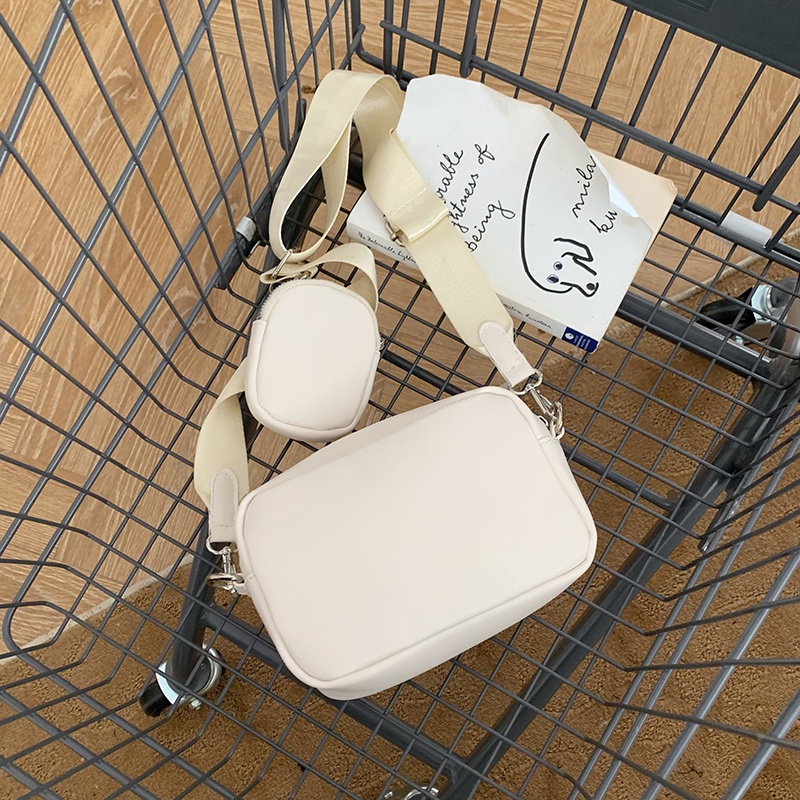 Túi đeo chéo IELGY ba trong một màu đen đơn giản cho nữ