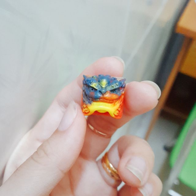 Keycap OEM profile R4 Clone Resin Shishi keycap/Nút bàn phím hình con lân