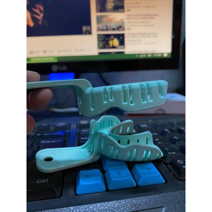 Khay cán gập góc nang hoa chuyên lấy dấu implant
