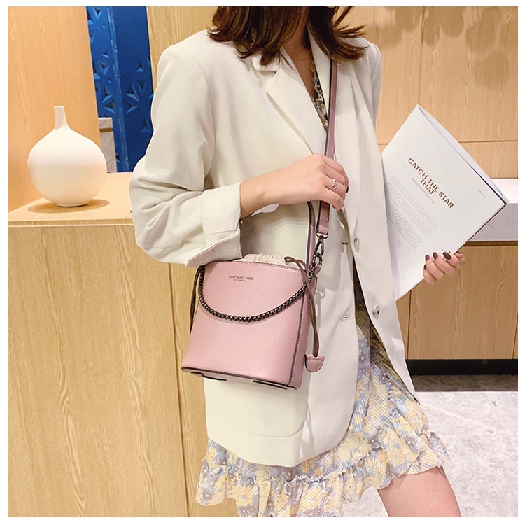 Túi Đeo Chéo Da pu Dây Xích Thời Trang Hàn Quốc Cho Nữ 2022