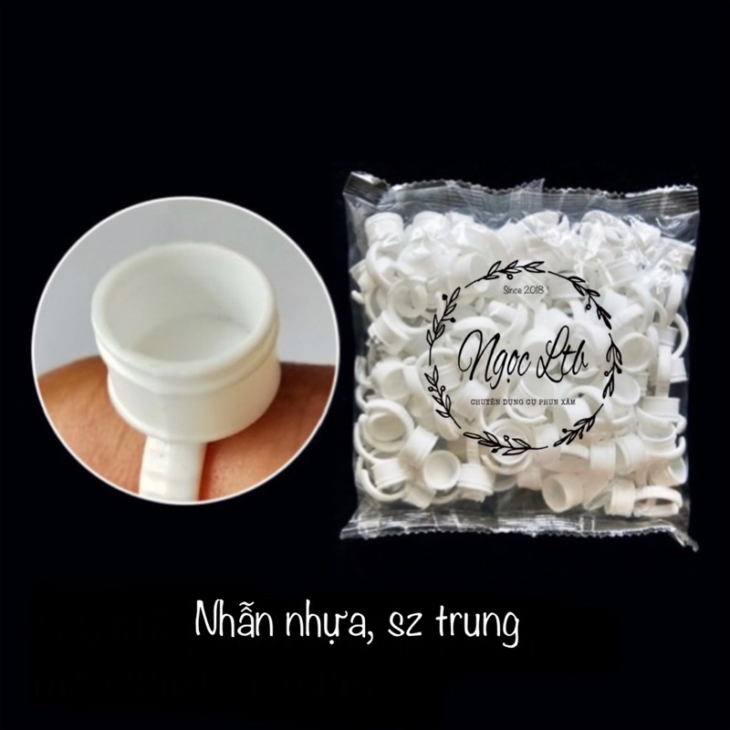 Nhẫn nhựa Trắng đựng mực phun xăm, keo nối mi.