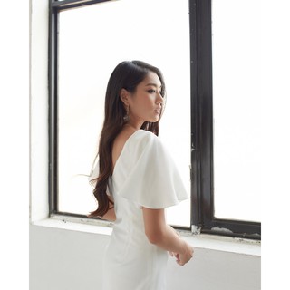 [Mã FASHIONMALLT4 giảm 15% đơn 150k] Popbirdy-Đầm Lụa Cổ V Tay Xòe