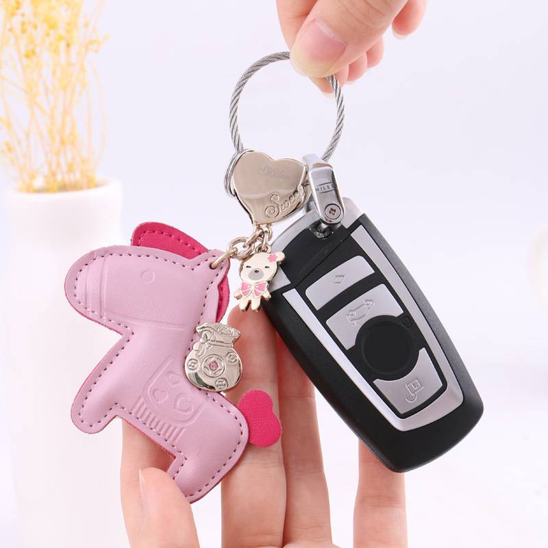Móc Treo Chìa Khoá Túi Xách Hình Ngựa Thời Trang