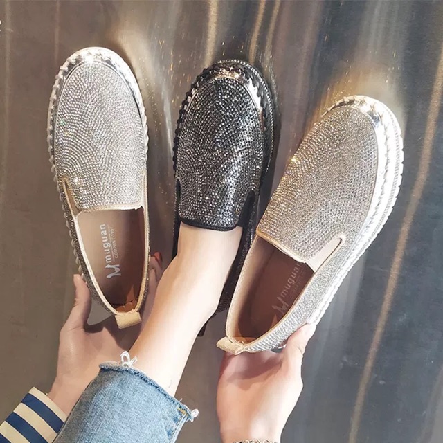 Giầy nữ kiểu đế bánh mì kim sa lung linh