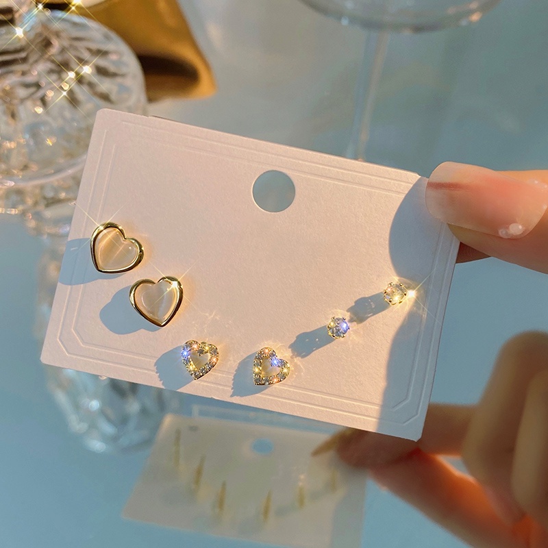 Set 3 Đôi Bông Tai Hình Trái Tim Đính Đá Dễ Thương