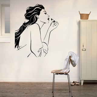 Decal dán tường hình cô gái dễ dàng tháo gỡ